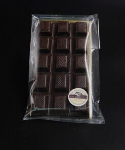 Maracaibo-Schokolade (65% Kakaoanteil) gefüllt mit Pistazien-Marzipan