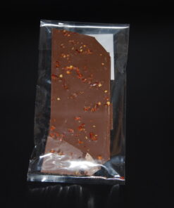 Costa Rica-Bruch (40% Kakaoanteil) mit Chili-Flocken, 50g
