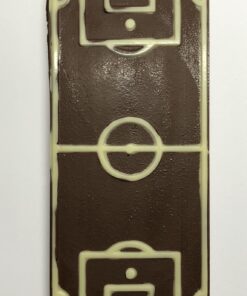 Fußballfeldtafel aus Vollmilch-Schokolade (40% Kakaoanteil)