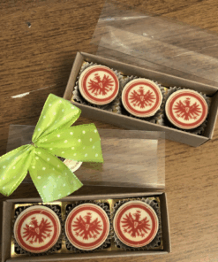Geschenkschachtel mit 3 (Logo-)Pralinen