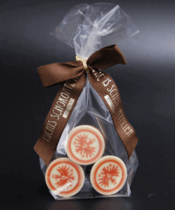 Tütchen gefüllt mit 3 (Logo-)Pralinen