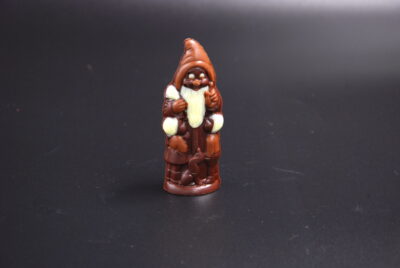 Nikolaus mit verschiedenen Schokoladen