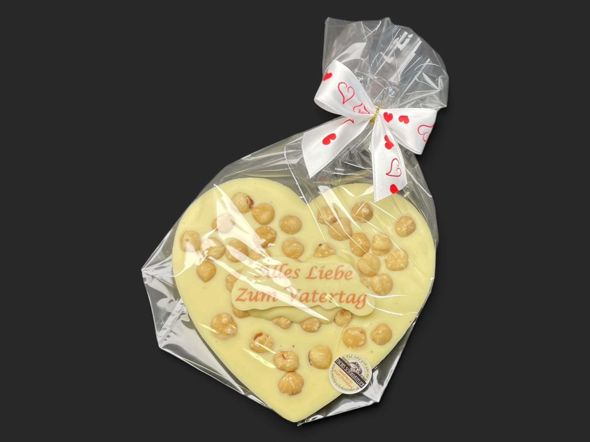 Schoko-Herz mit Beschriftung und Haselnüsse "zum Vatertag", 150g – Bild 6