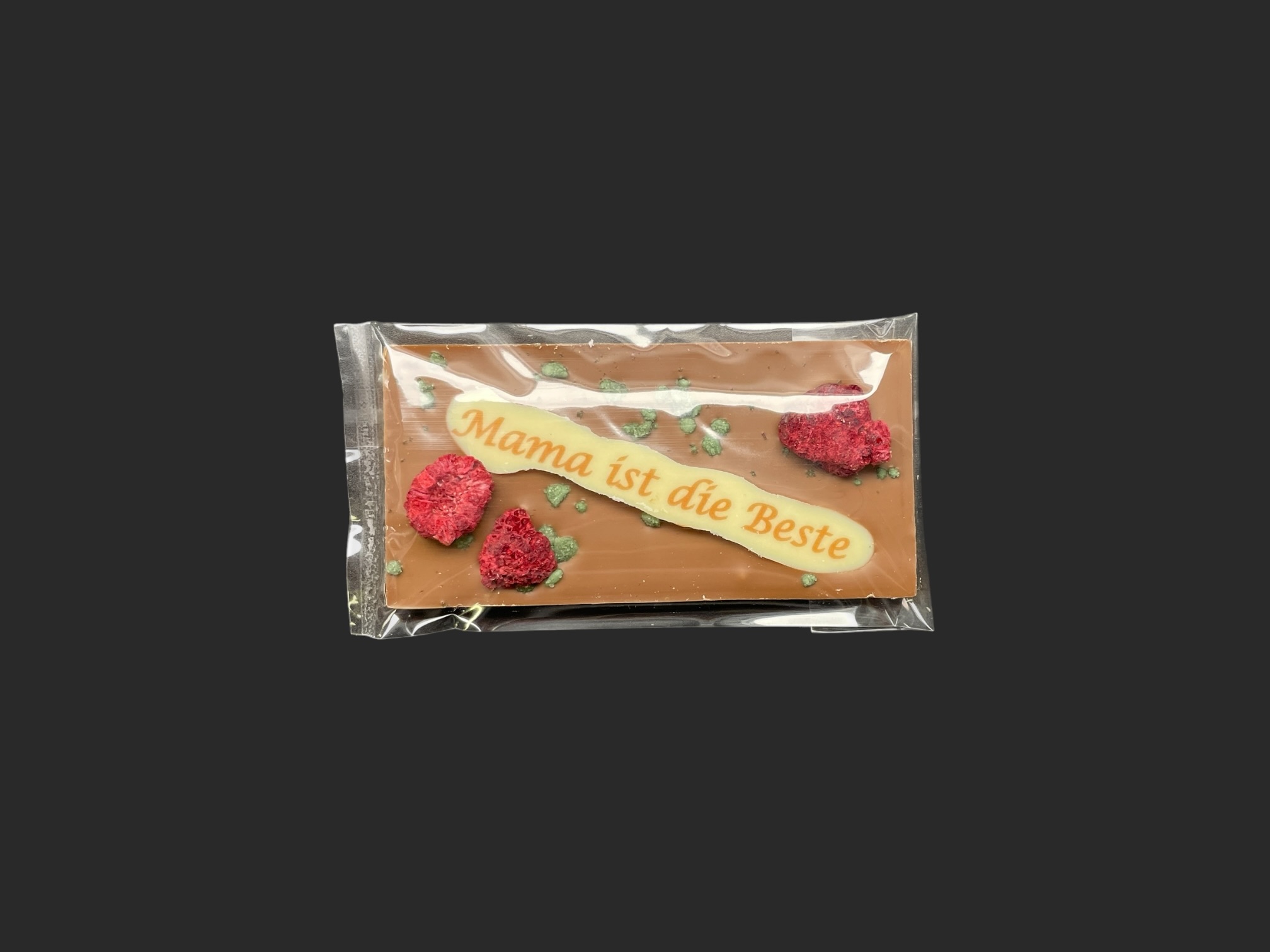 Muttertags-Schokoladentafel aus Costa-Rica-Vollmilchkuvertüre, mit weißem Schriftzug – handgefertigt in Michis Schokoatelier in Frankfurt