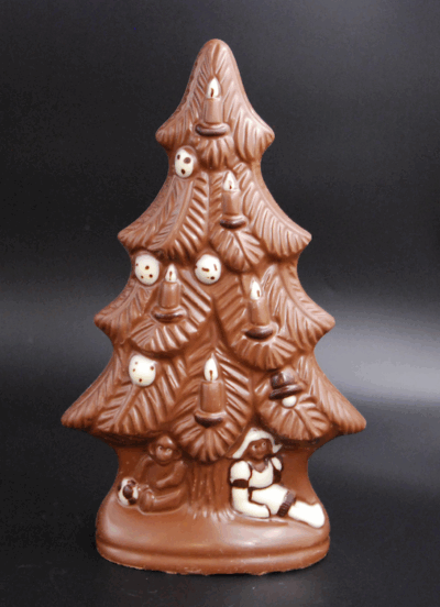 Schoko-Tannenbaum aus Vollmilchschokolade