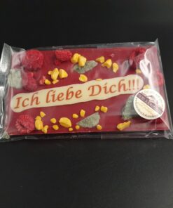 Valentinstafel aus Himbeer-Fruchtkuvertüre mit Spruch 
