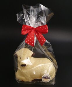 Lamm aus weißer Schokolade, verpackt