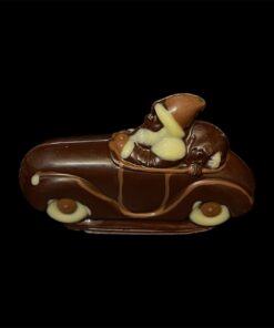 Nikolaus im Auto aus Schokolade
